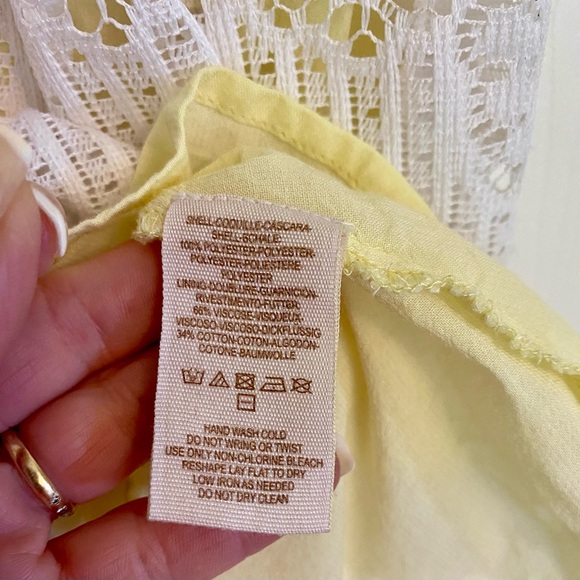 🎉HP🎉 Floral , lacey ROCCO dress - Picture 6 of 13